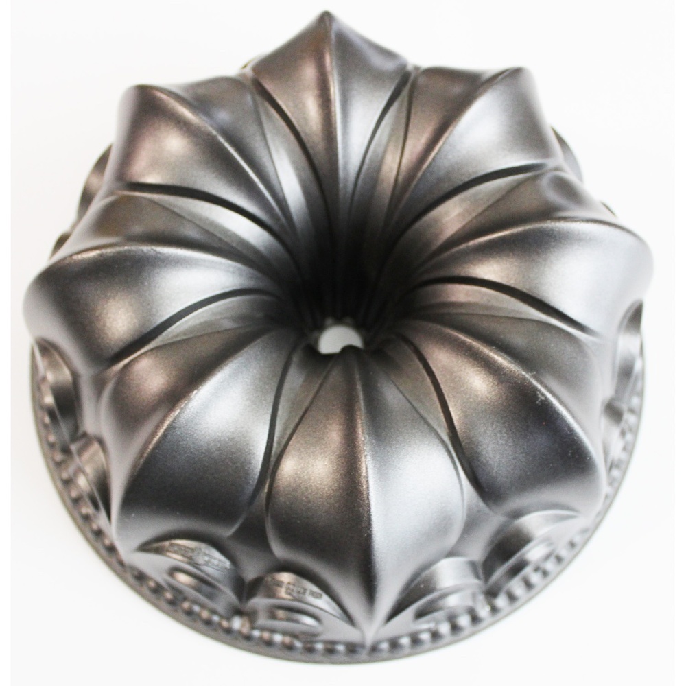 Vintage Nordic Ware Fleur De Lis Bundt® Pan